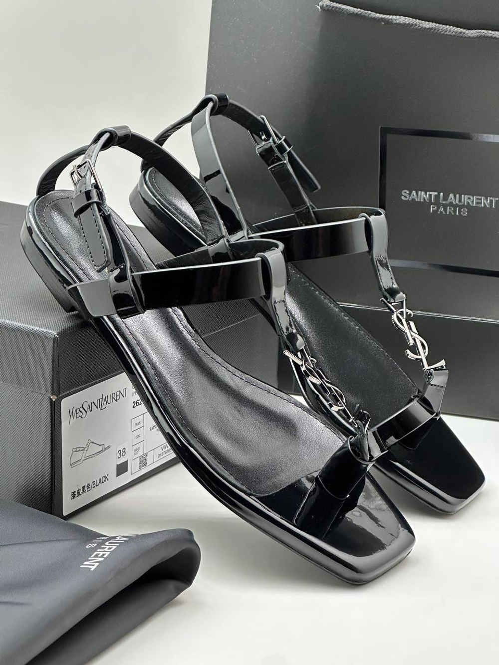 Сандалии Yves Saint Laurent