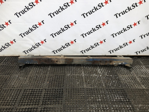 Усилитель переднего бампера