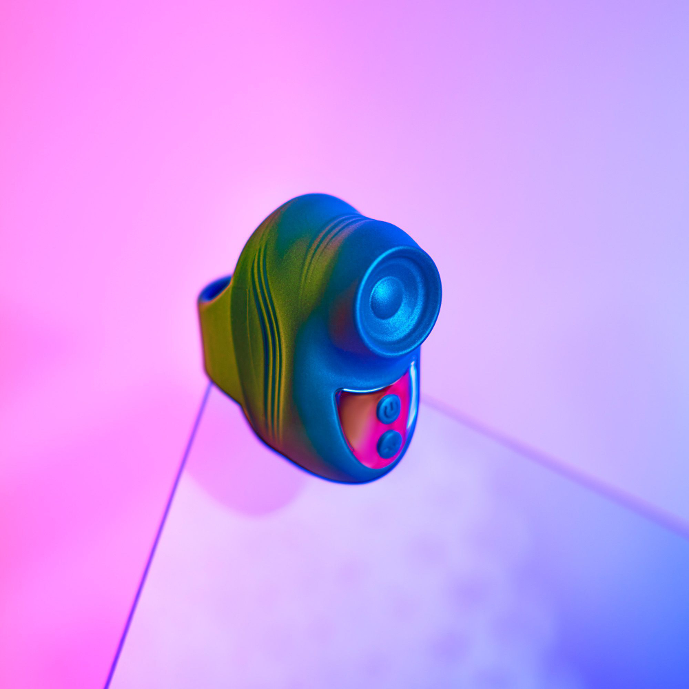 Зеленый клиторальный стимулятор на палец Kisscool (Цвет: зеленый)