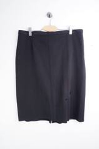 Юбка обтягивающего кроя, визуально на 56/58 размер