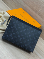 Клатч Louis Vuitton