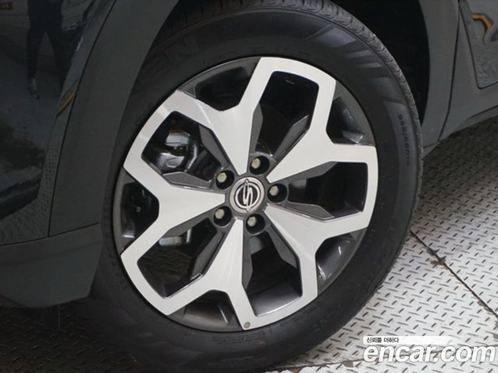 KG Mobility (Ssangyong) Torres Бензин 1.5 2WD (10.2022)