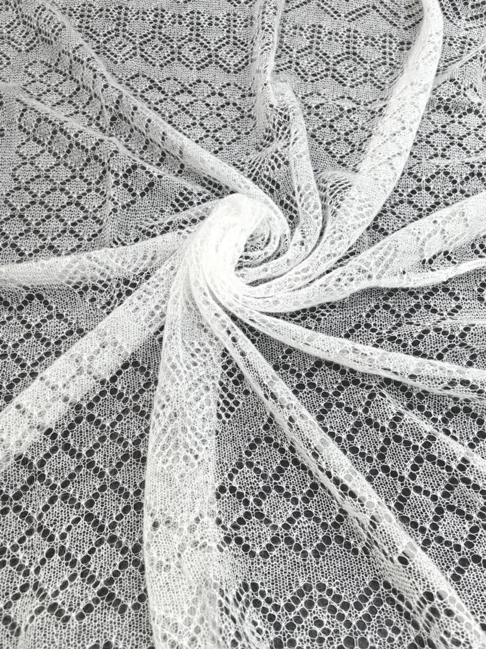 Оренбургский пуховый платок-паутинка А120-01 белый отбеленный