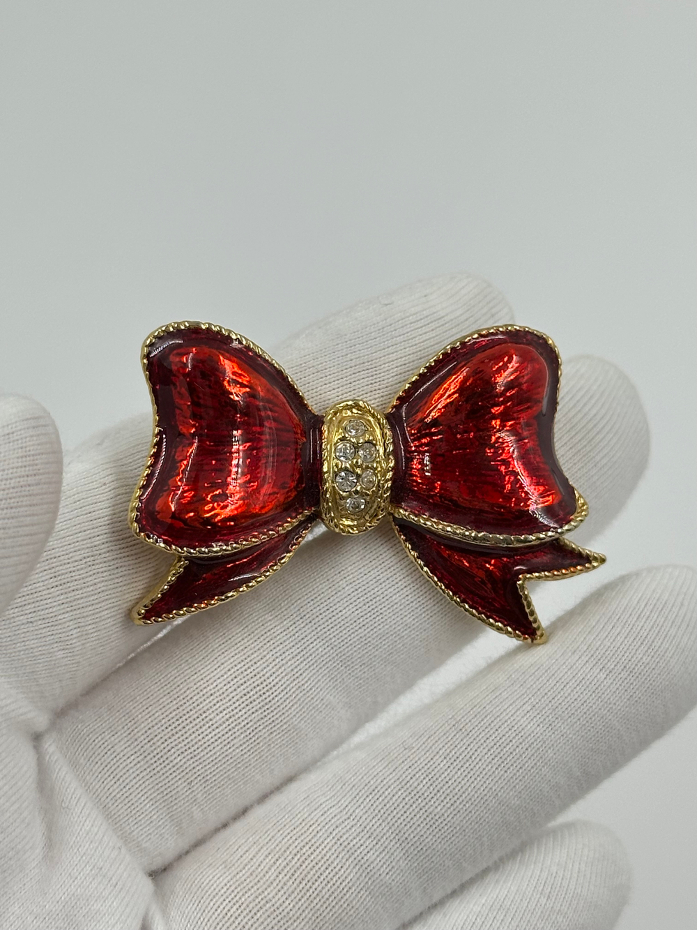 Брошь Бант