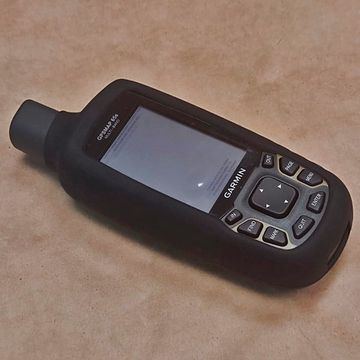 Чехол для Garmin GPSMAP 65/64/62 силикон (черный)