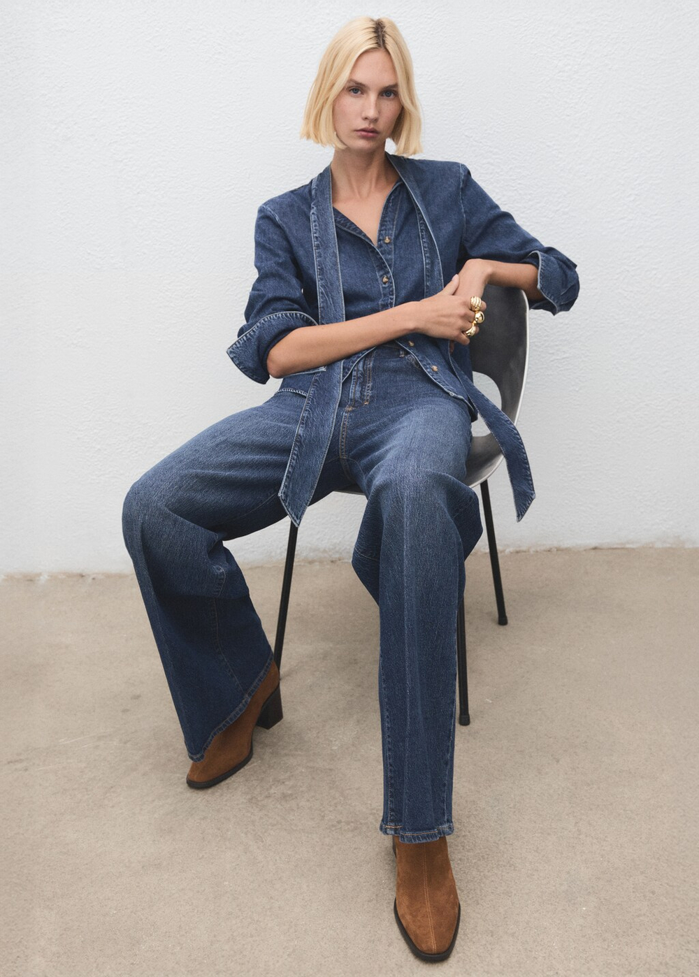 Ботинки из спилка на блочном каблуке