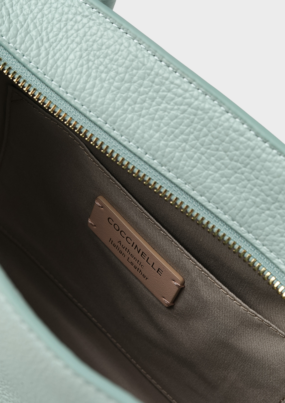 Сумка COCCINELLE Myrtha 26