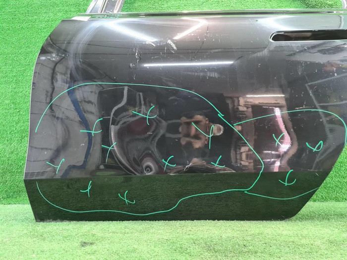 Дверь задняя левая BMW 7er G70 (2022-н.в.)