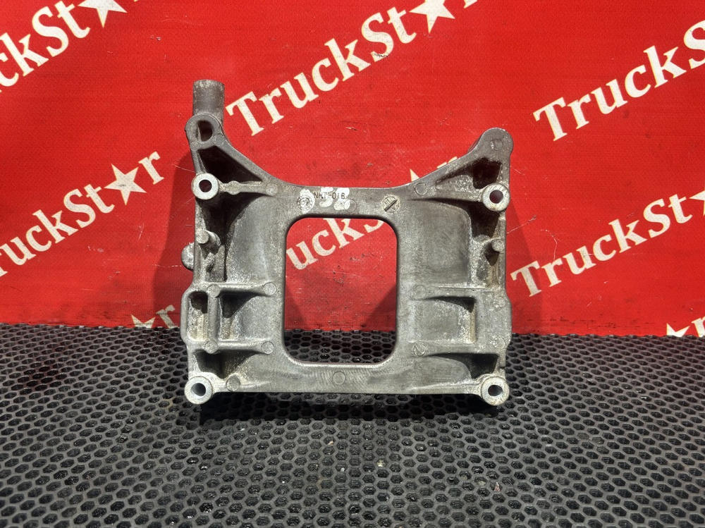 Кронштейн генератора 2019 г.