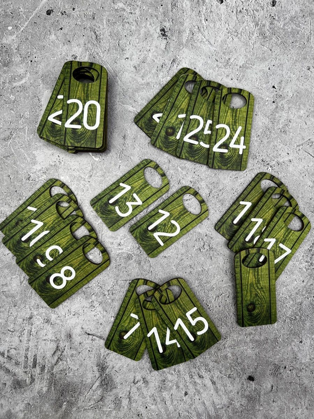 Номерки для гардероба 4х8 см