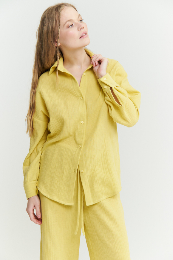 Муслиновая рубашка с манжетами грушевая