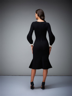 Платье с длинным рукавом и манжетом чёрное 06-02-19FW