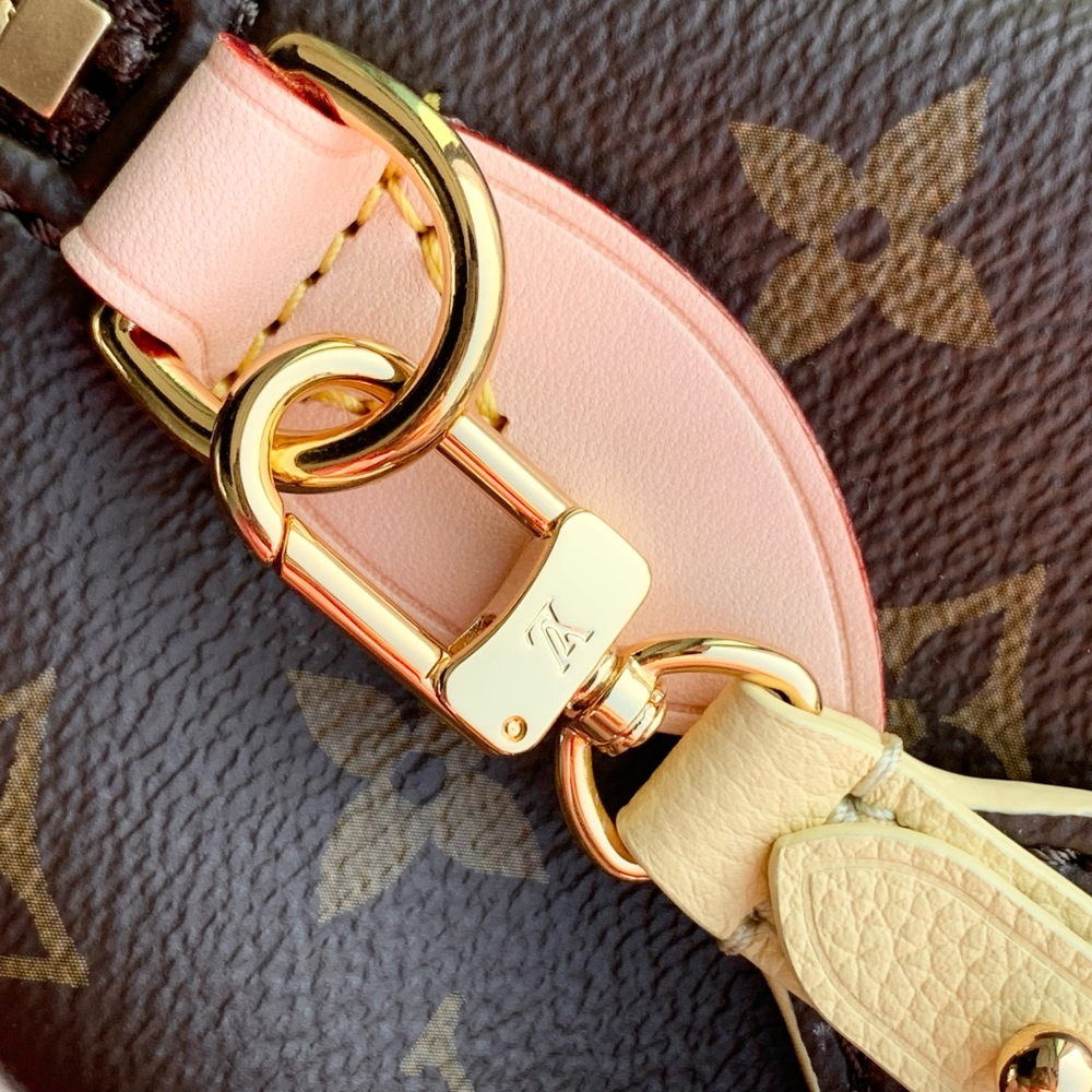 Louis Vuitton Speedy 18
