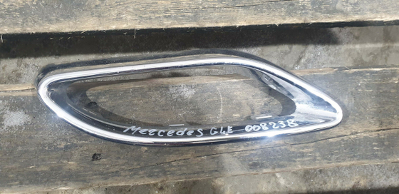 Накладка юбки заднего бампера Mercedes GLS (X166) 15-19 Б/У Оригинал A0008850274