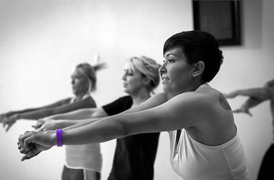 Спортивные часы Garmin Vivofit 010-01225-02