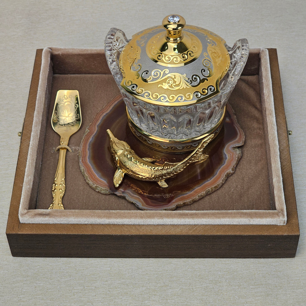 Икорница "Осетринка" на агате с крышечкой