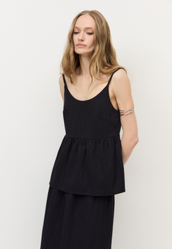 Топ с баской из фактурного хлопка