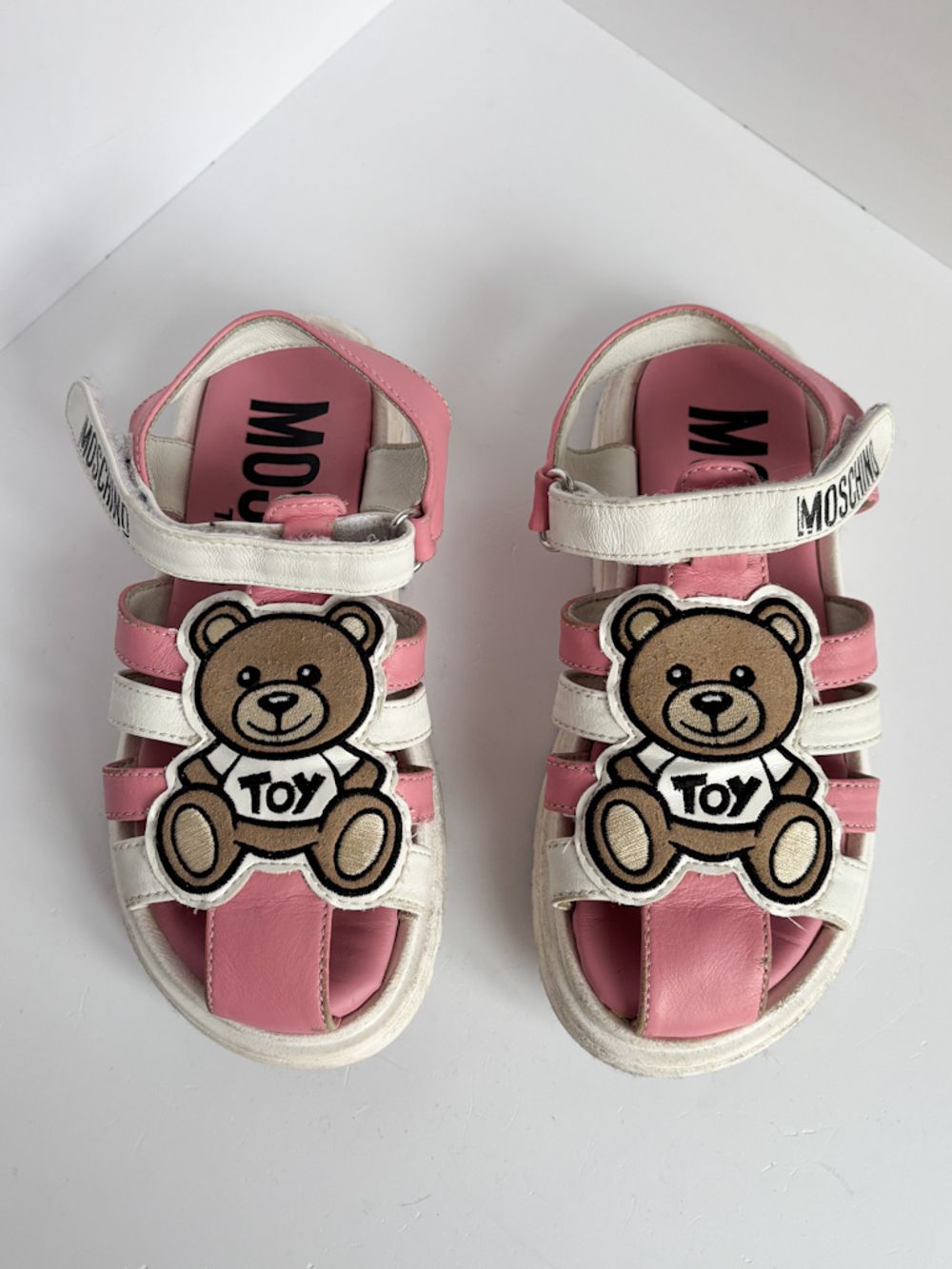 Кожаные босоножки Moschino, 31