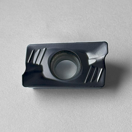 APMT1605PDER-FM FE2330  Пластина фрезерная