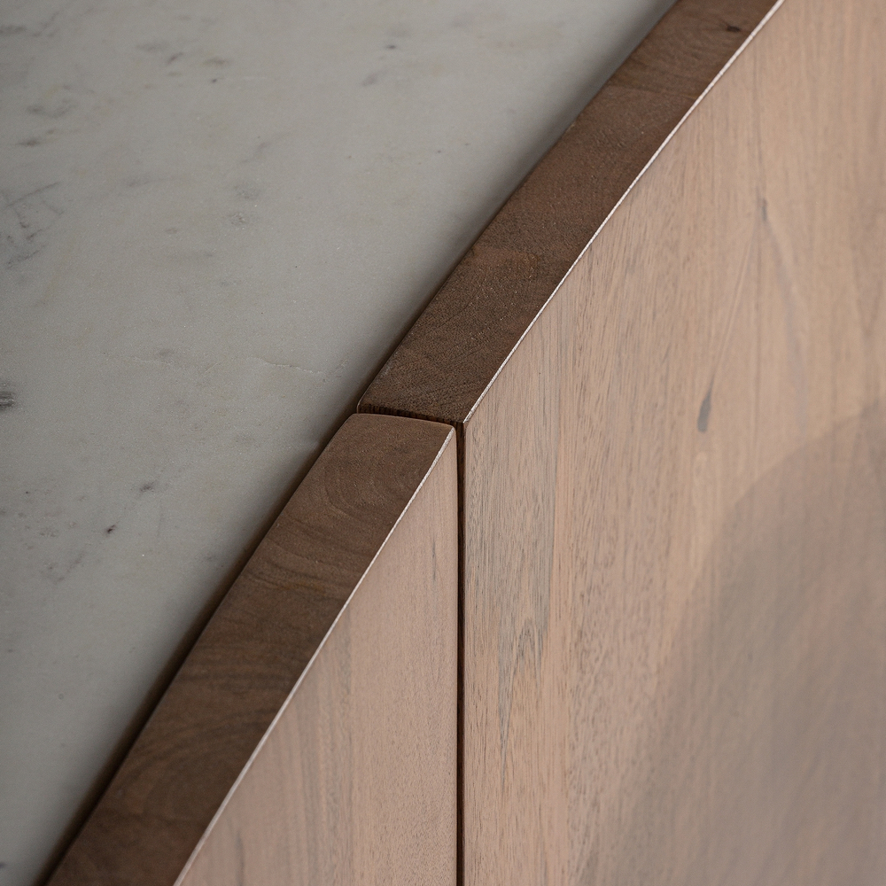 Сервант Sturgis