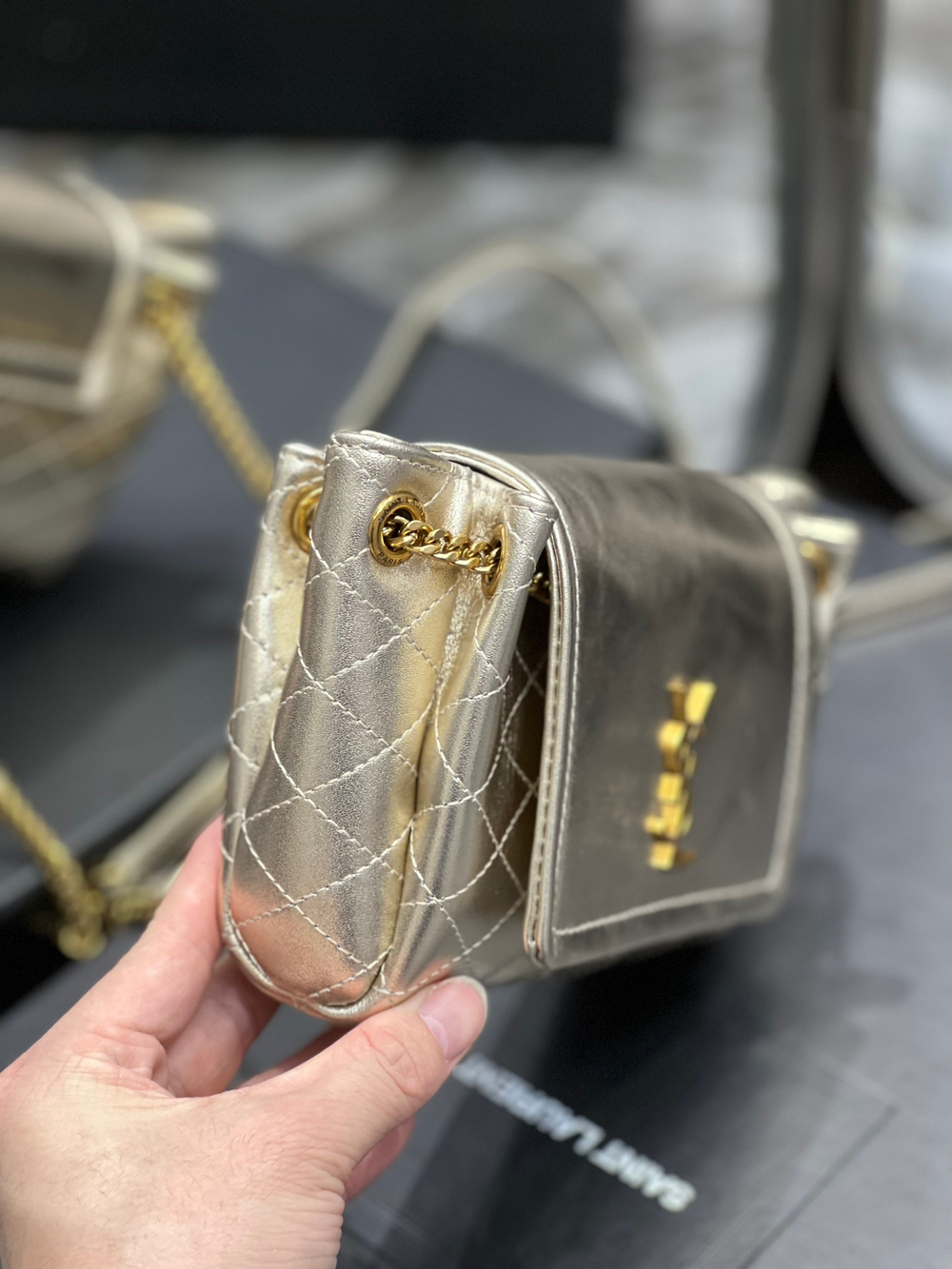 Saint Laurent Nolita 18 cm