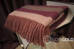 Плед из шерсти Альпаки 150x200 см. - фиолетовый (арт. AGG002)