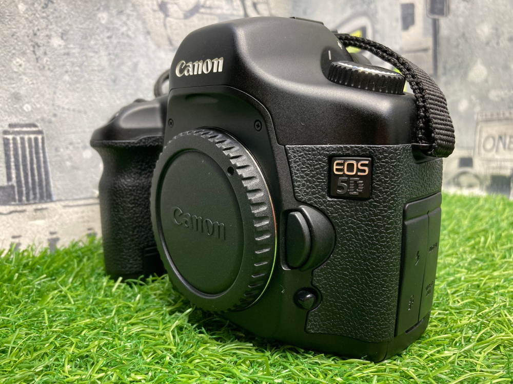 Canon EOS 5D