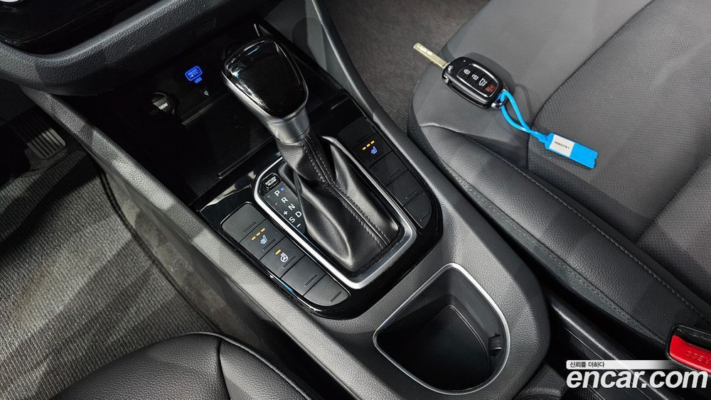 Hyundai The New Ionic Hybrid 1.6 HEV (09.2019)