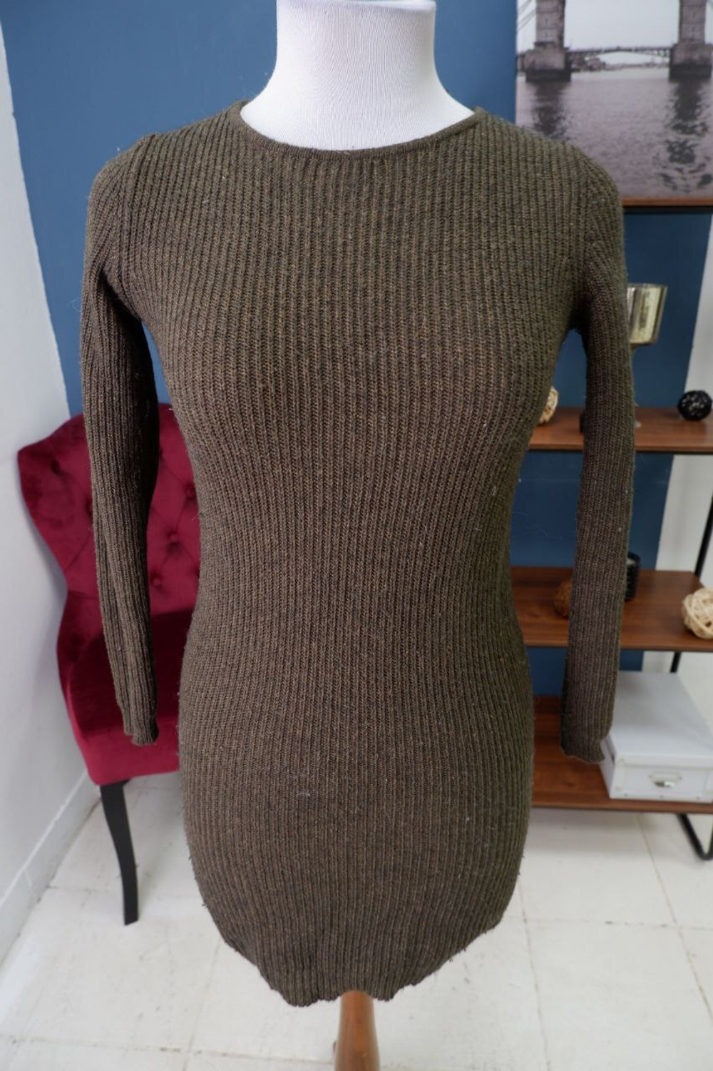 Джемпер-туника Bershka лаконичный  44 размер