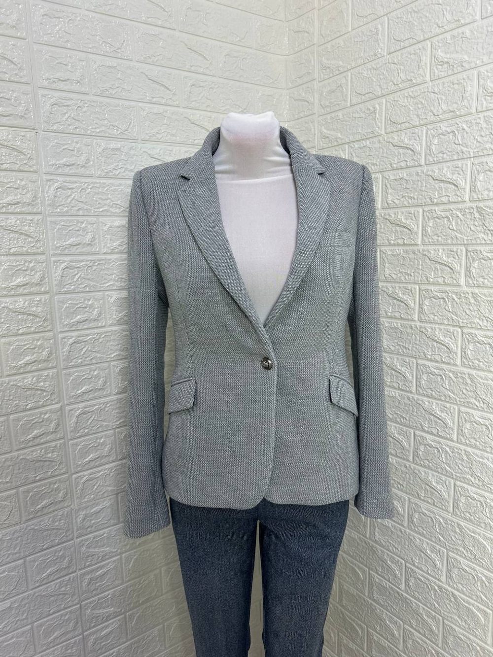 Женский пиджак Zara, размер 46-48