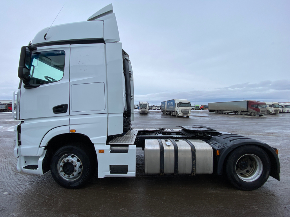 КамАЗ 54901 4x2 Седельный тягач 54901-94 (Дизельный, 11,9 л, 450 л.с., АТ)