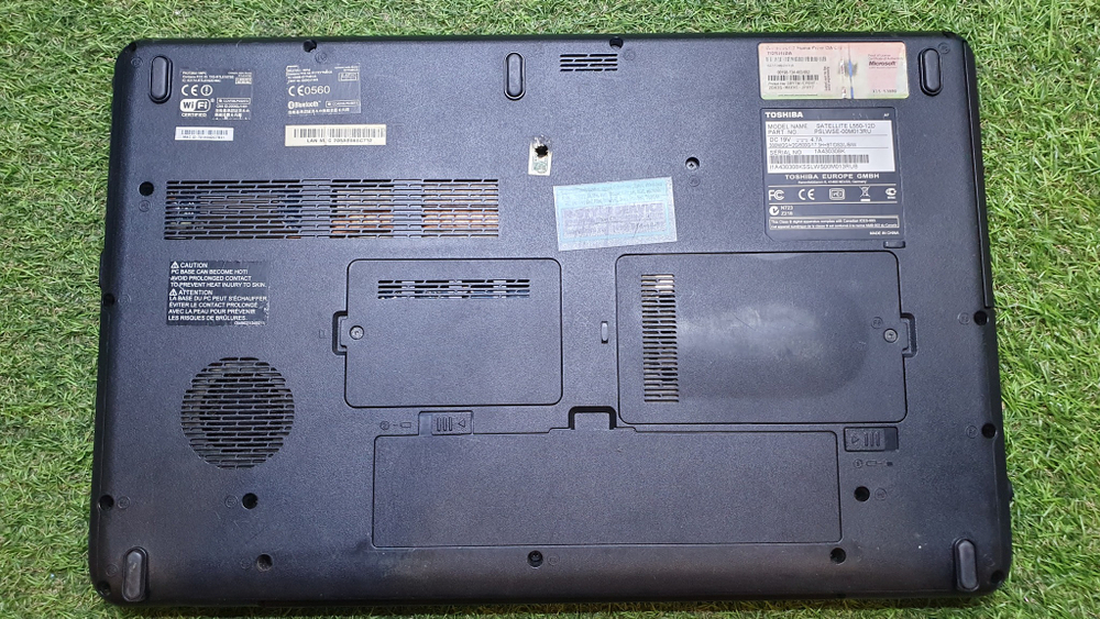 Ноутбук Toshiba i3/4Gb