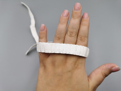 Бретелечная резинка со сборкой и блеском, 15 мм, белый, (Арт: BR960/15-001), м