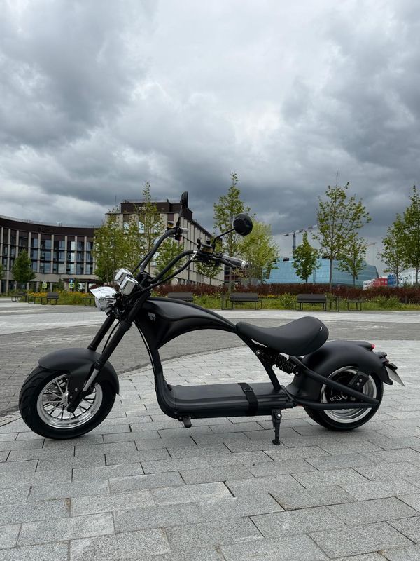 Электроскутер Mangosteen M1P 60V2000W30A (В НАЛИЧИИ)