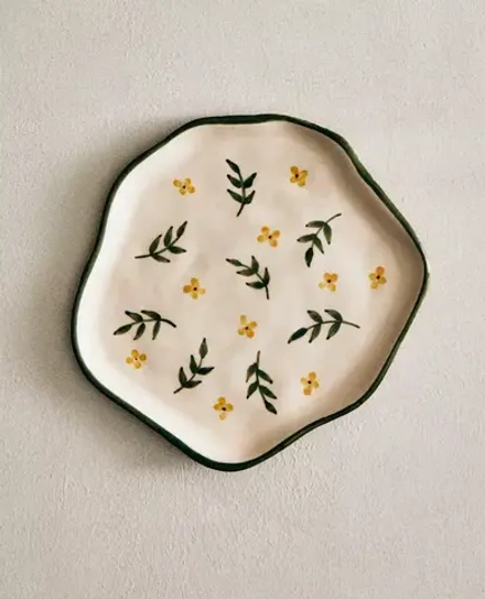 ZARA HOME ДЕСЕРТНАЯ ТАРЕЛКА С ЦВЕТОЧНЫМ УЗОРОМ, ЗЕЛЕНЫЙ