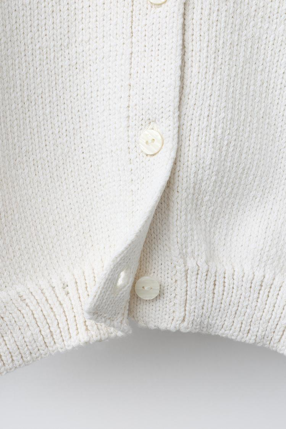 ZARA КАРДИГАН С ОБЪЕМНЫМИ РУКАВАМИ, ЭКРЮ