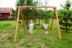 Деревянные качели с двумя качелями гнездо 60 см