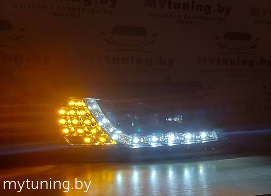 Передние фары VW Passat B5 daylight black