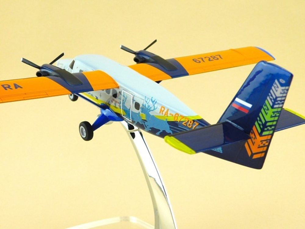 Модель самолета DHC 6 Twin Otter (М1:72, ЧукотАвиа)