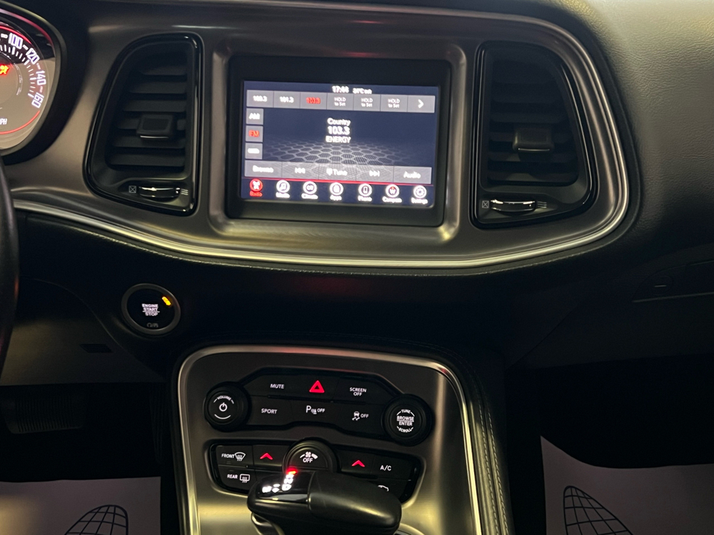 Dodge Challenger, 2020 год