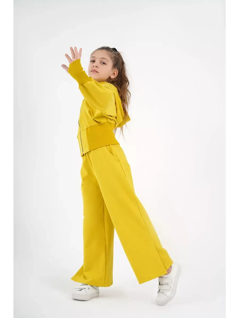 Костюм с брюками палаццо