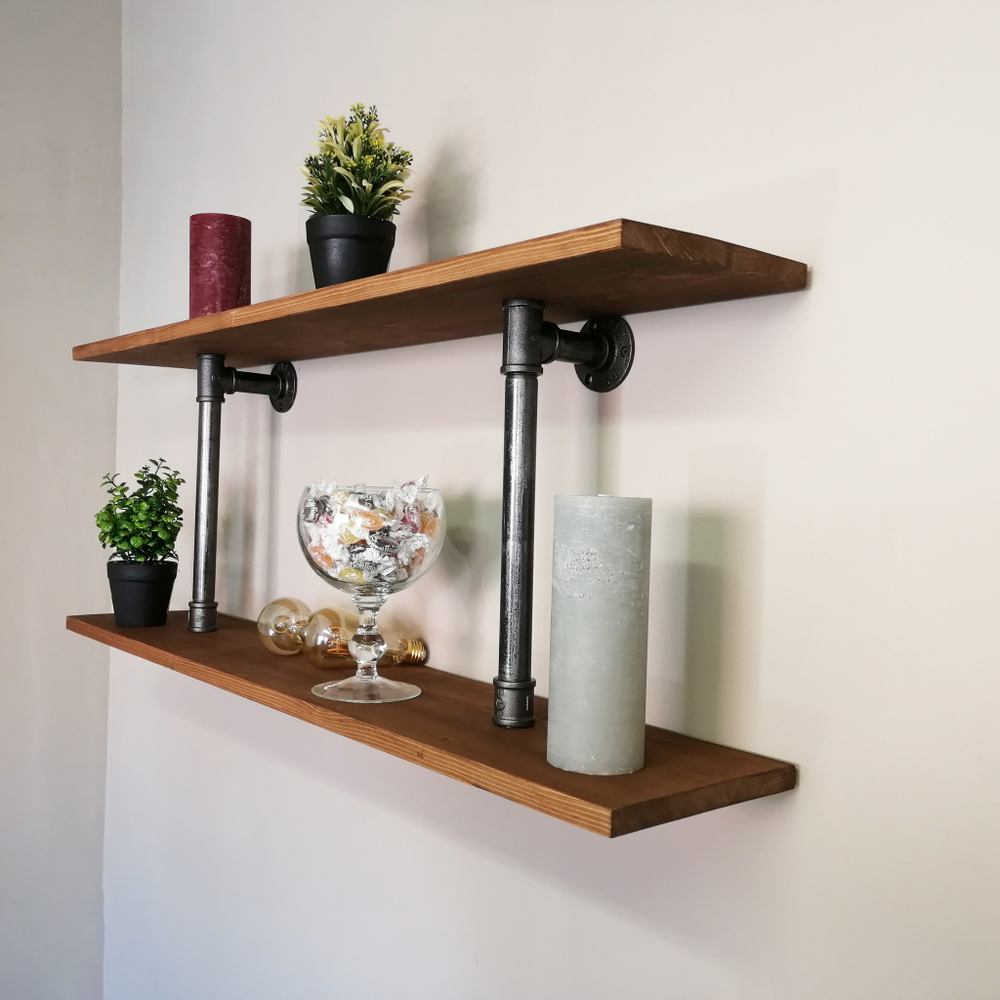 Настенные полки из дерева и труб в Индустриальном стиле, лофт