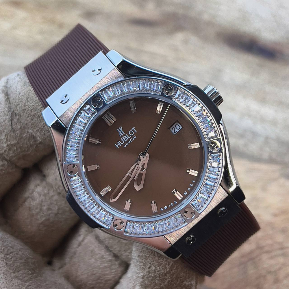 Часы Hublot