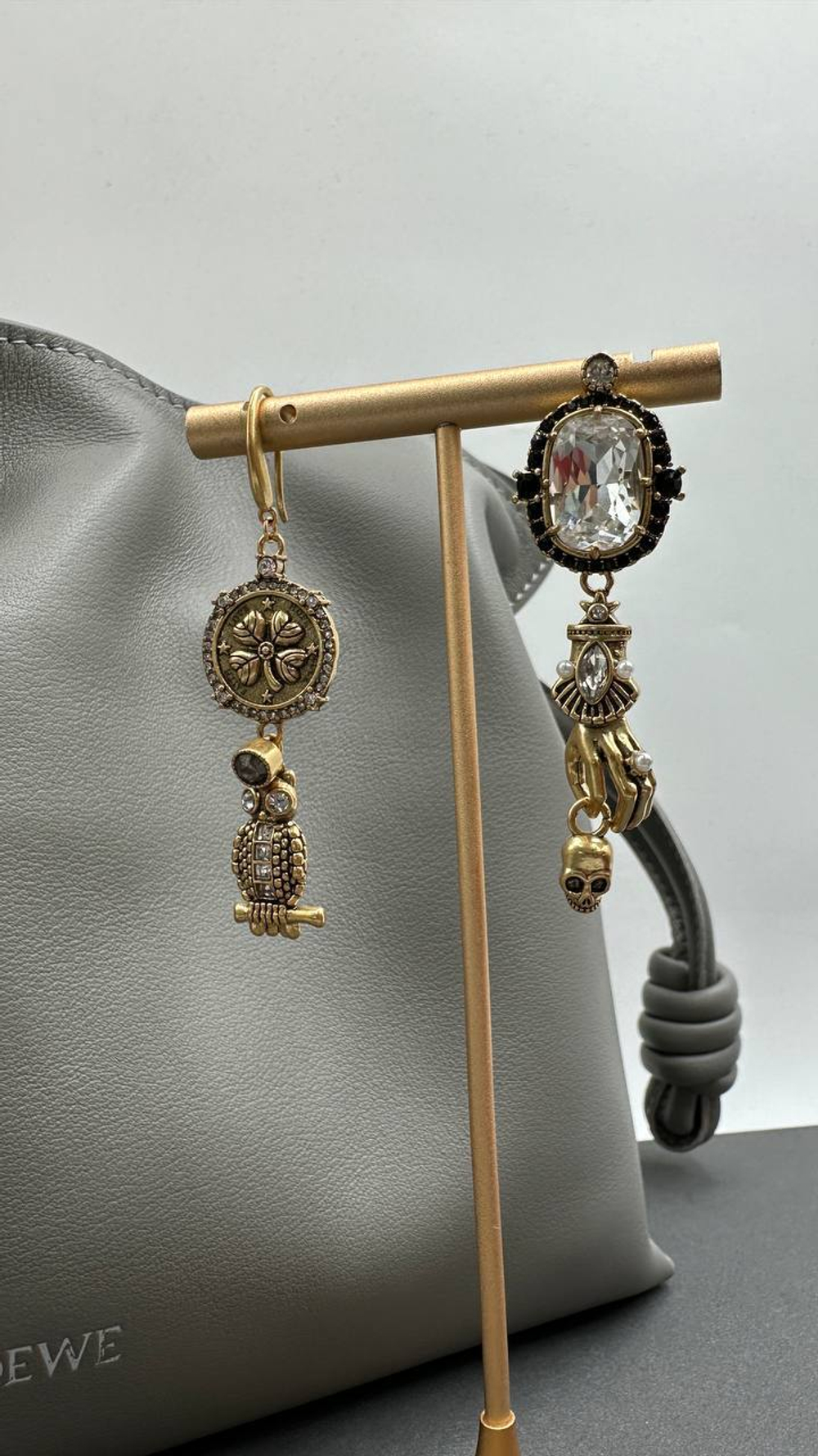Серьги Alexander McQueen