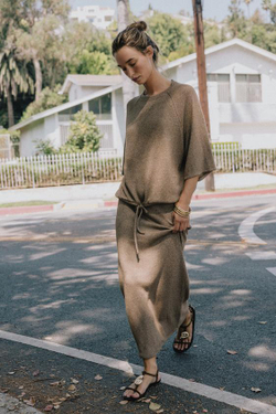 ZARA ПРЯМАЯ ЮБКА ИЗ ТРИКОТАЖА, КОРИЧНЕВЫЙ / ЭКРЮ