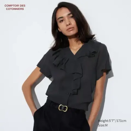 UNIQLO ХЛОПЧАТОБУМАЖНАЯ ПРОЗРАЧНАЯ РУБАШКА С КОРОТКИМИ РУКАВАМИ В СКЛАДКУ, ЧЕРНЫЙ