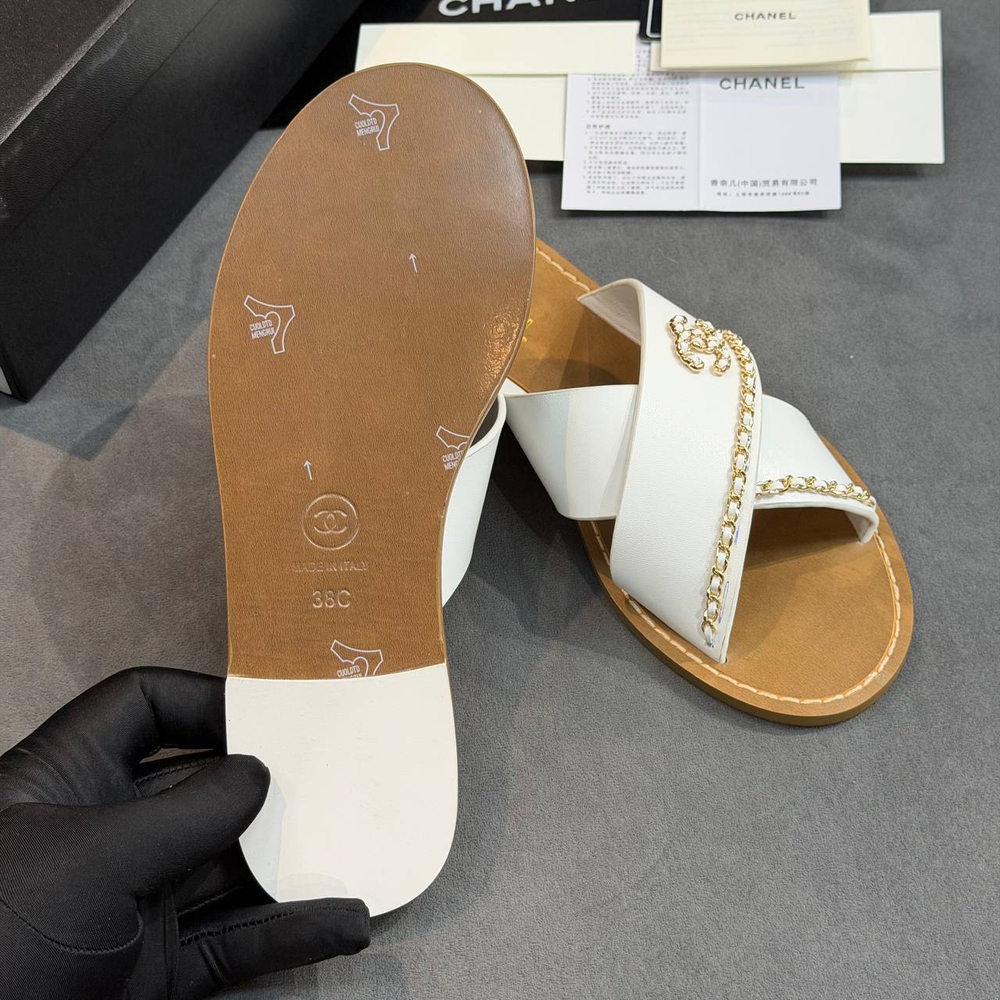 Шлепанцы Chanel