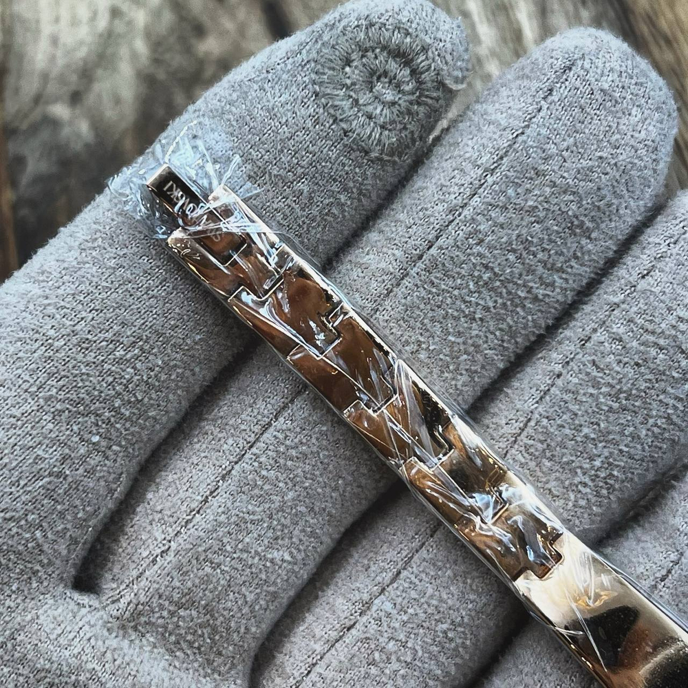 Часы Swarovski