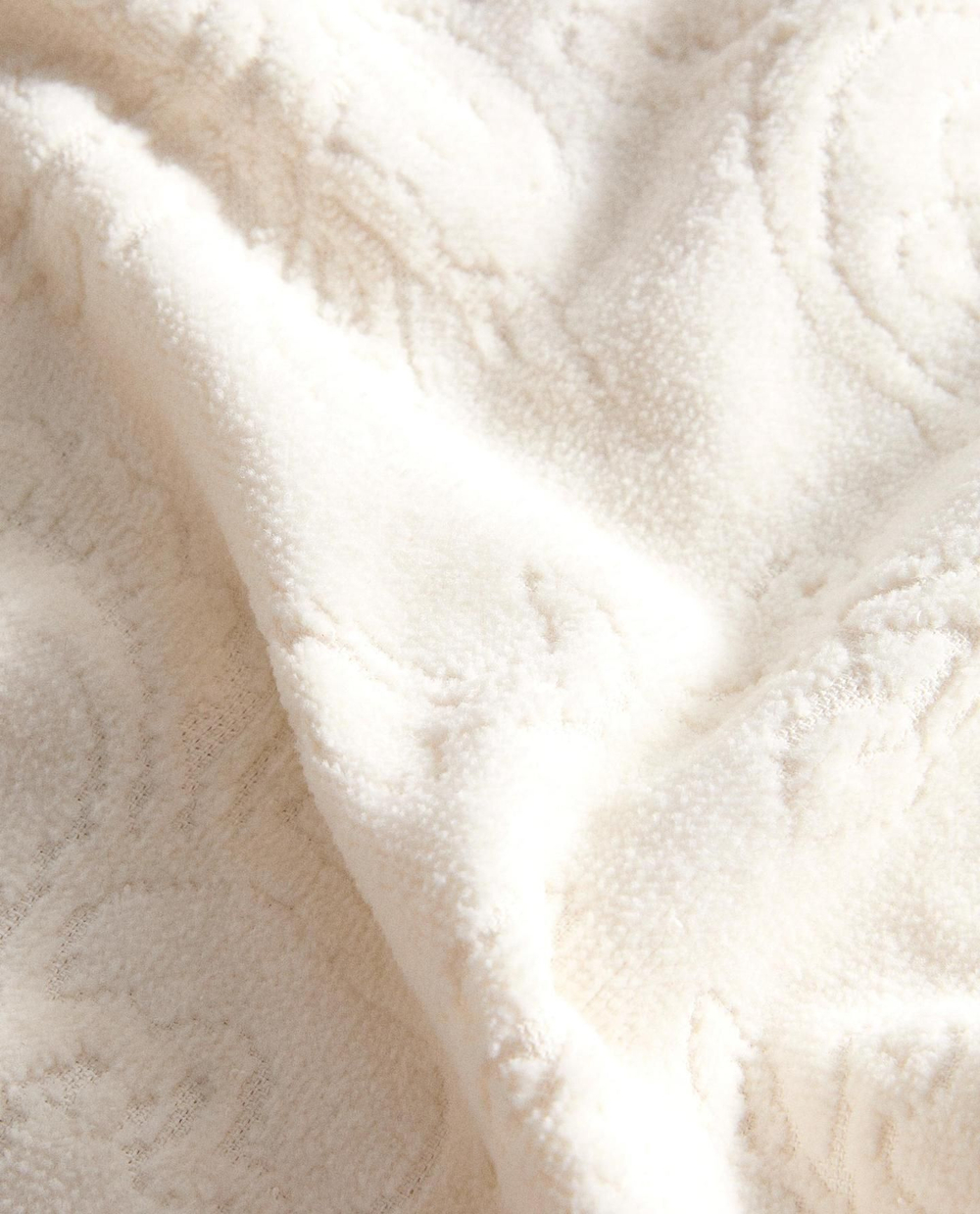 Zara Home - Жаккардовое банное полотенце с кисточками, бежевый, 90х150 см