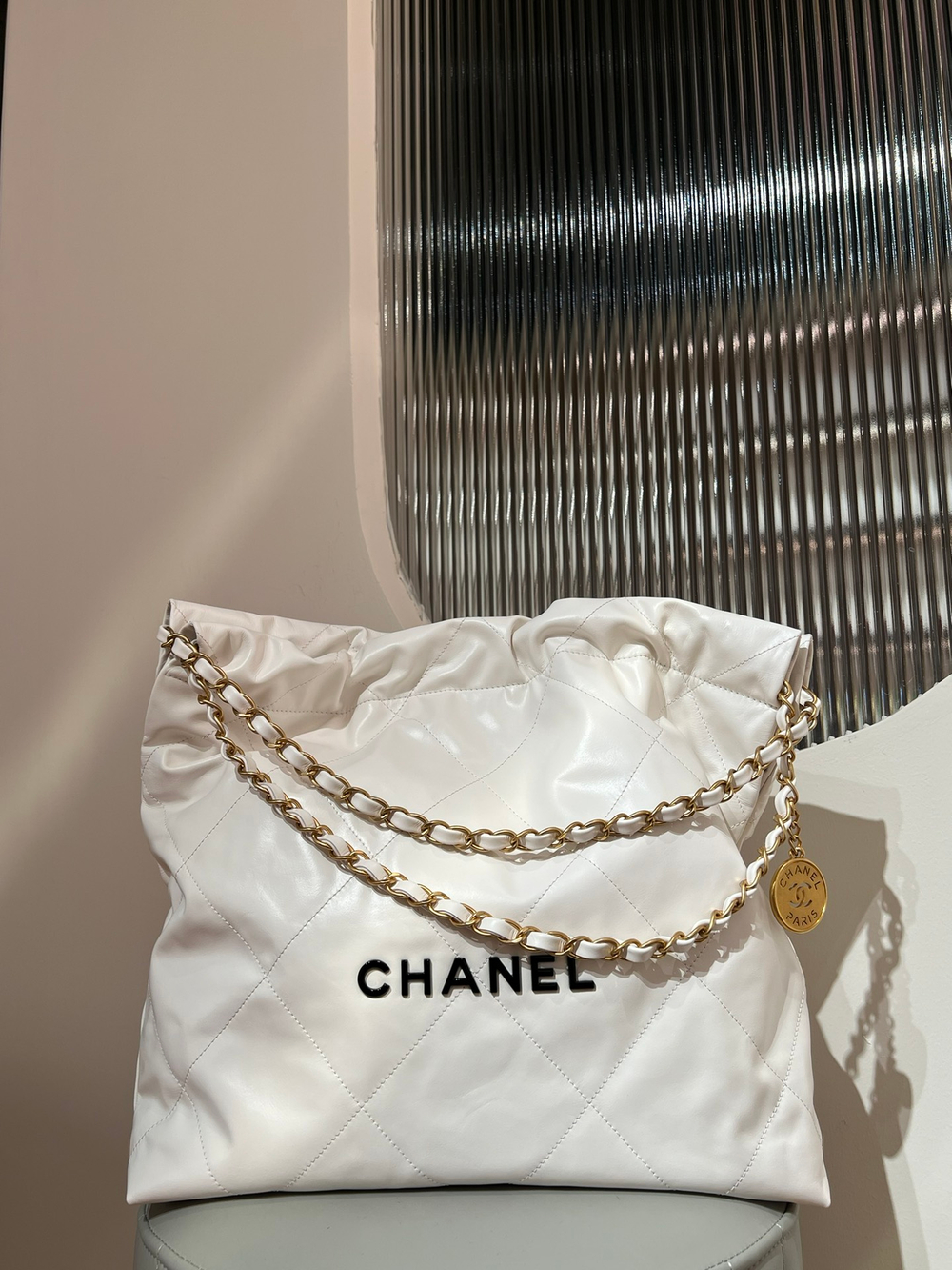 Chanel 22 Handbag